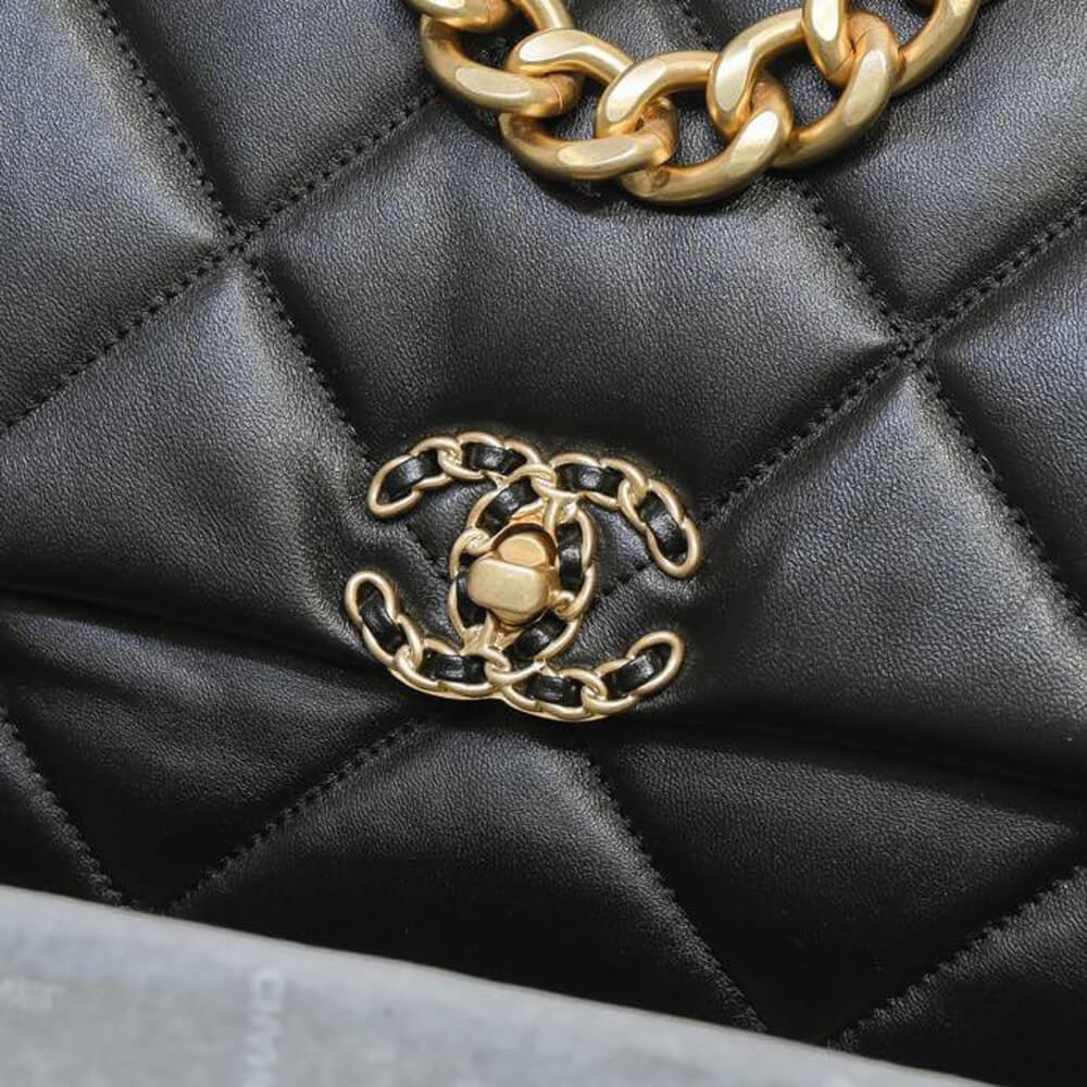 CHANEL 19 MAXI HANDBAG