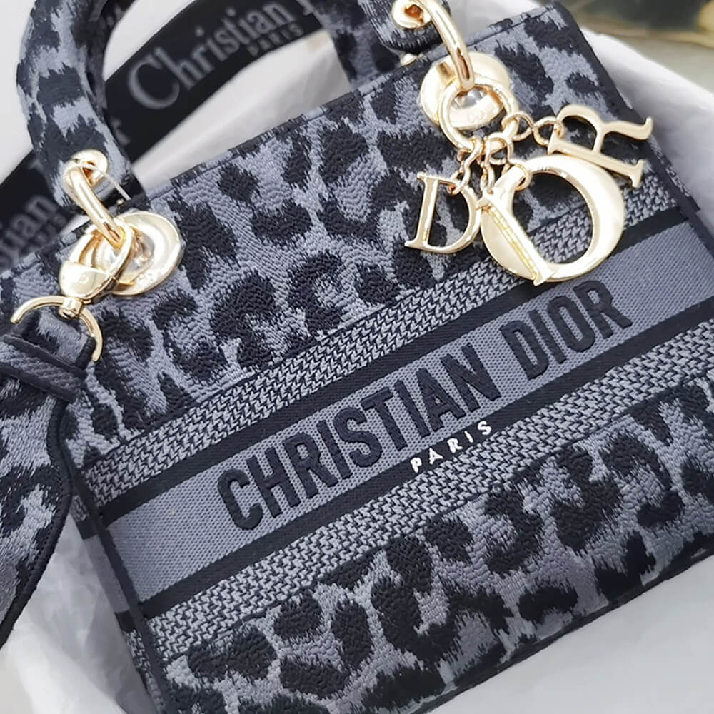 DIOR MEDIUM LADY D-LITE BAG