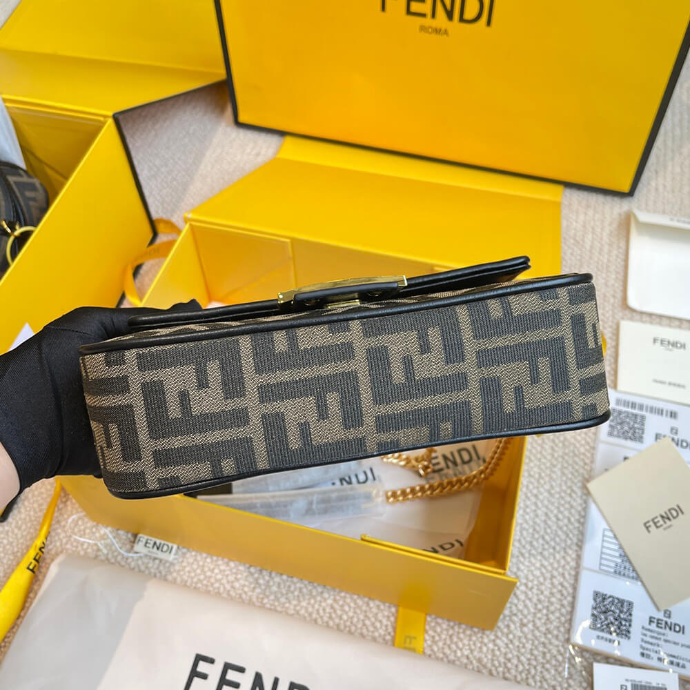 Fendi Baguette Chain Midi