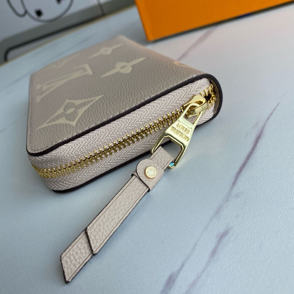 Louis Vuitton Zippy Wallet