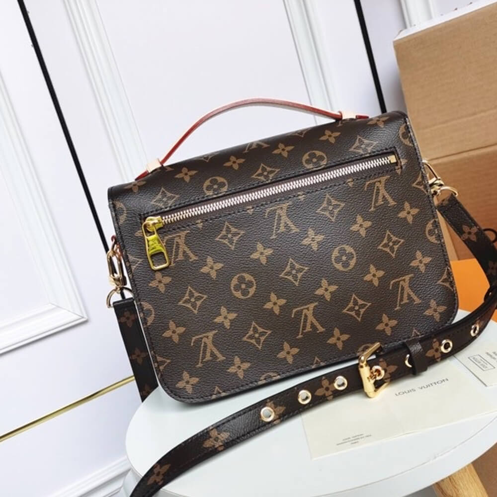 Louis Vuitton POCHETTE METIS